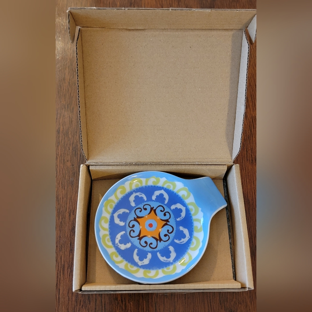 Hand-Painted Porcelain Spoon Rest | 4.5” | Floral Blue Design | New - Picture 3 of 8